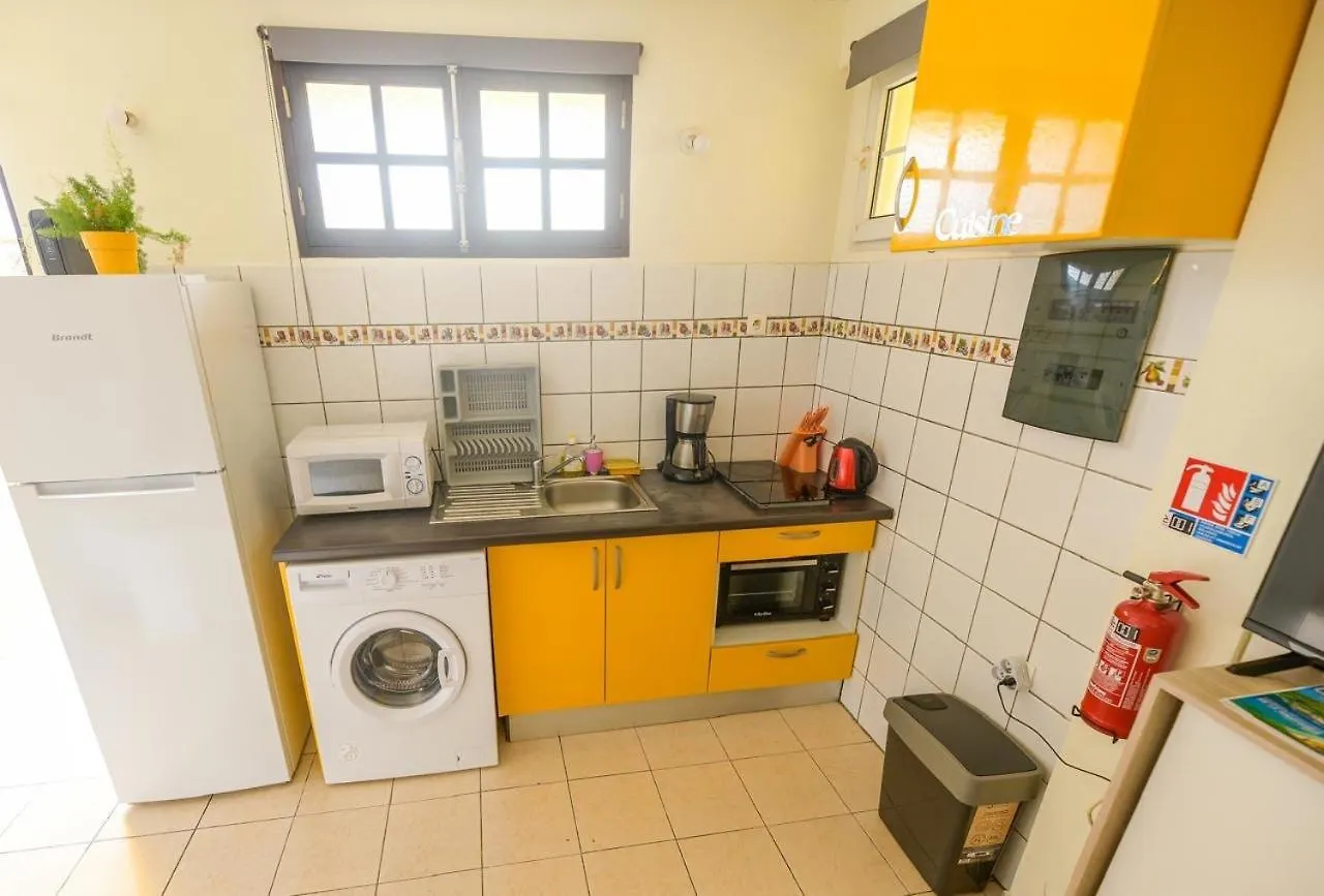 Cozy Studio Couleurs Pays Le Lamentin Apartment