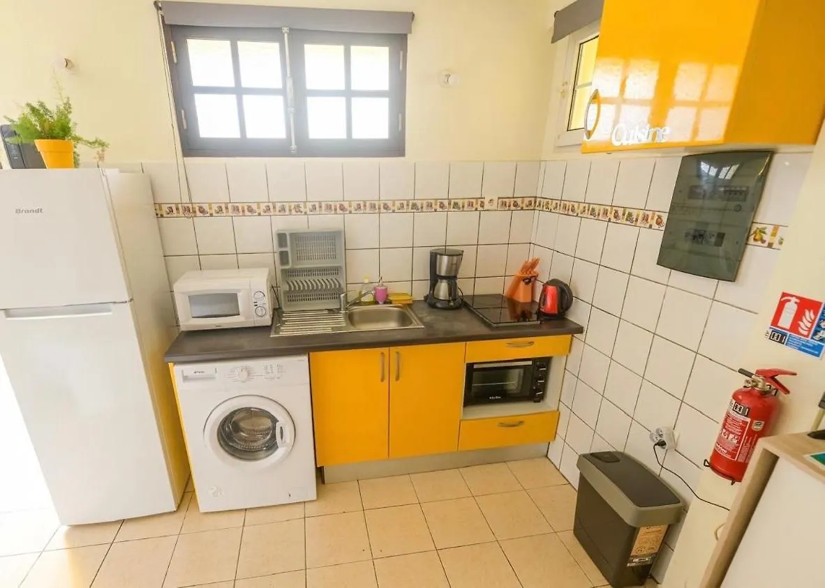 Cozy Studio Couleurs Pays Le Lamentin Apartment