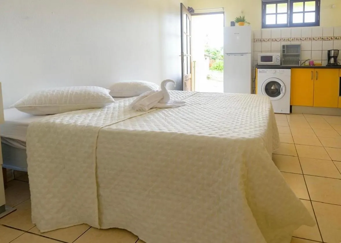 Apartment Cozy Studio Couleurs Pays Le Lamentin Martinique